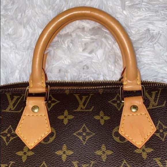 Louis Vuitton Alma PM - Picture 9 of 13